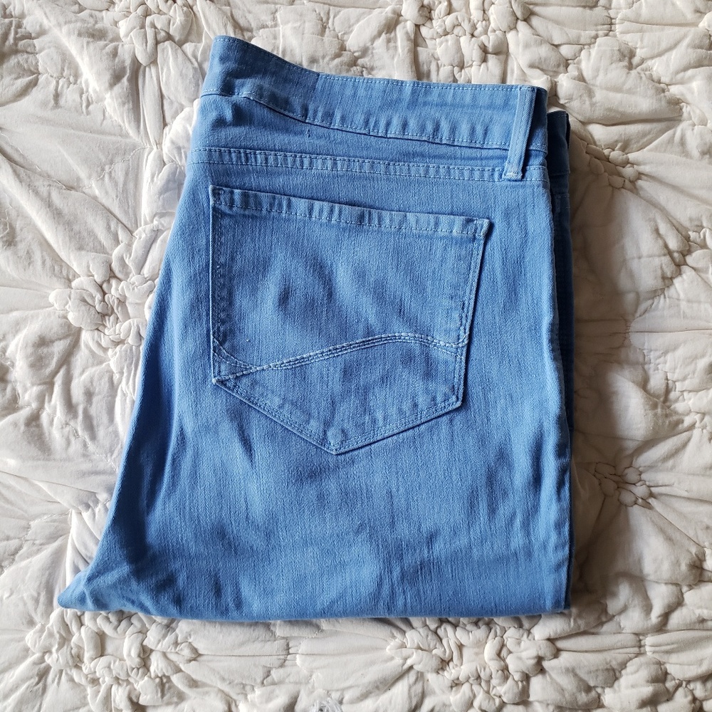Baby blue NYDJ